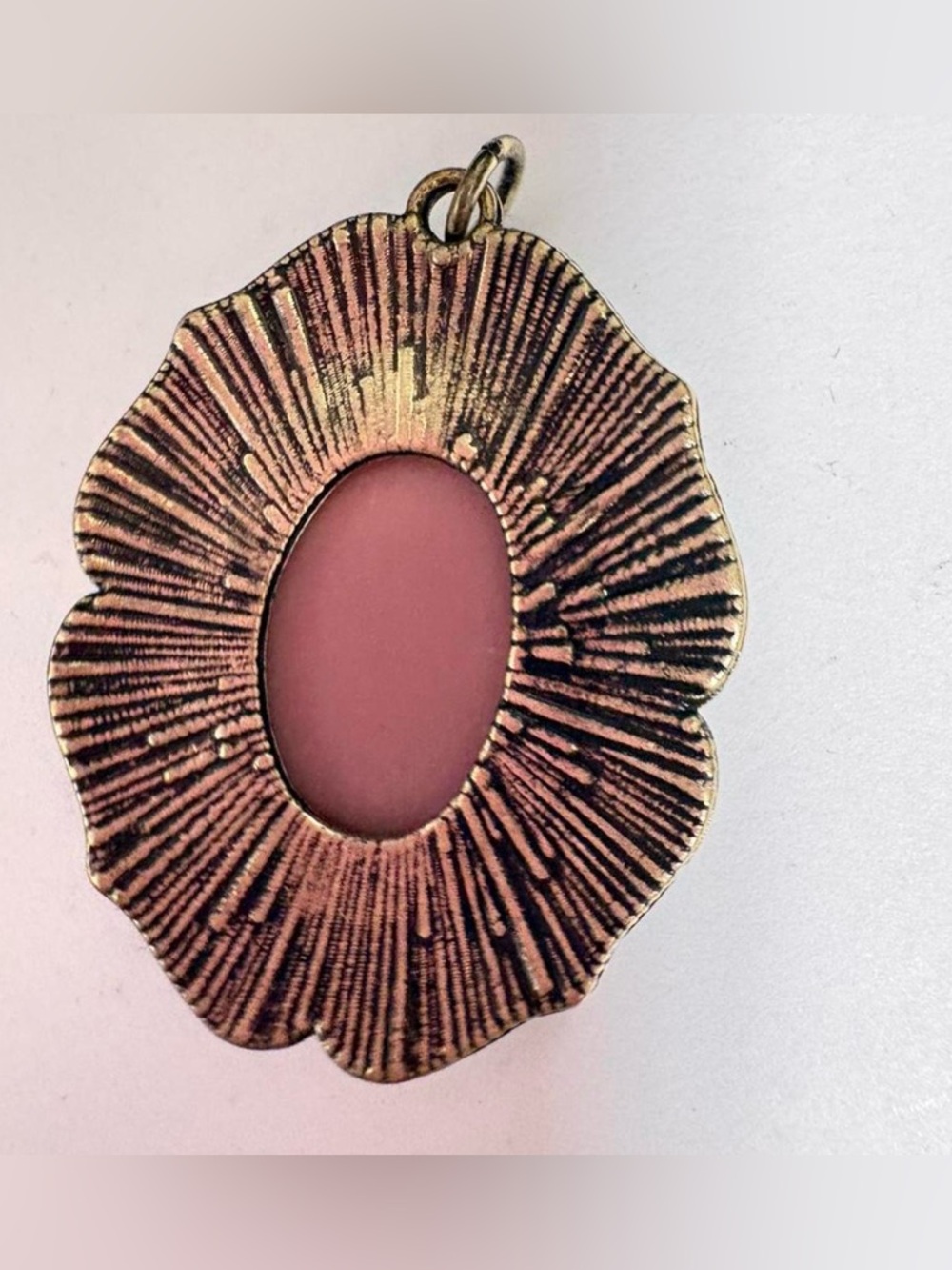 Antique-Style Pink Cameo style Pendant Necklace - Picture 5 of 5
